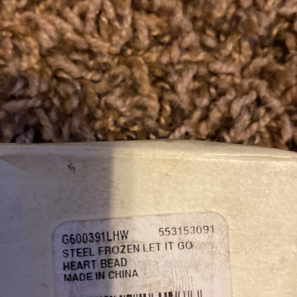 Disney nwt hallmark